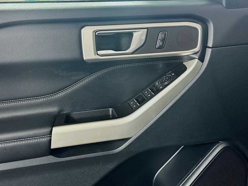 used 2021 Ford Explorer car, priced at $25,900