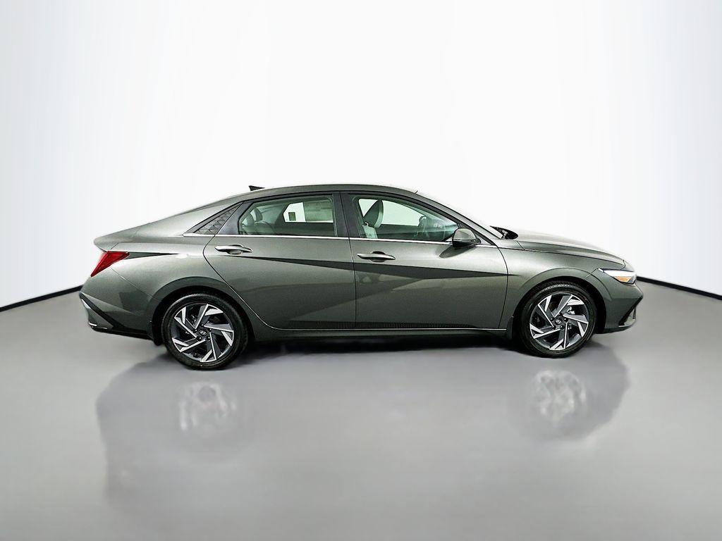 new 2025 Hyundai Elantra car, priced at $28,630