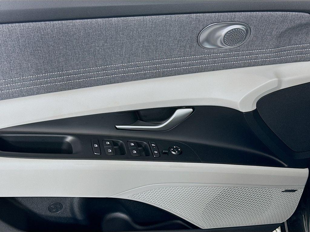 new 2025 Hyundai Elantra car, priced at $28,630