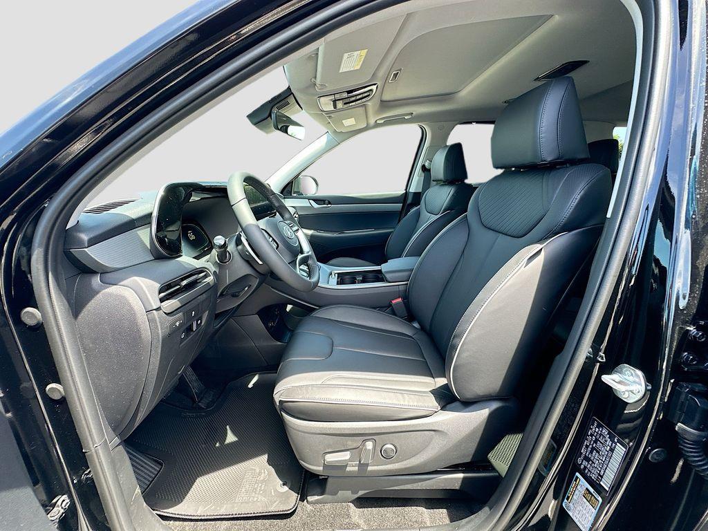 new 2025 Hyundai Palisade car, priced at $45,160
