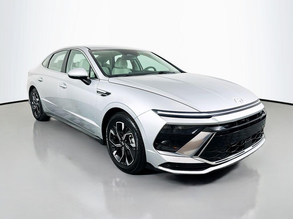 used 2024 Hyundai Sonata car, priced at $20,780