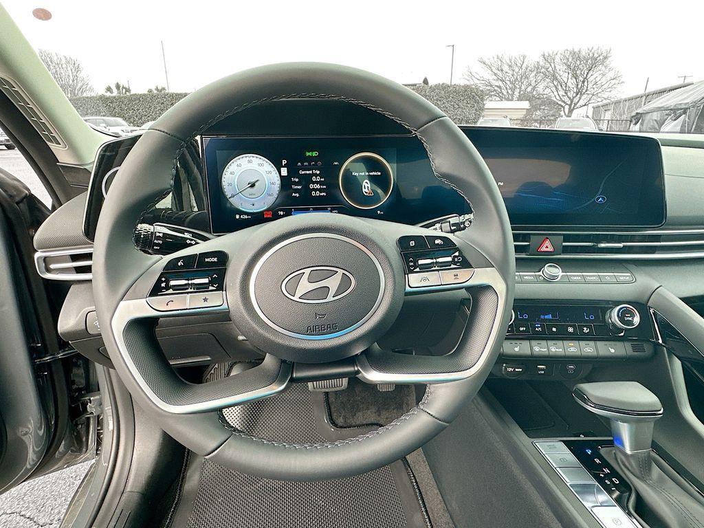new 2025 Hyundai Elantra car, priced at $27,460