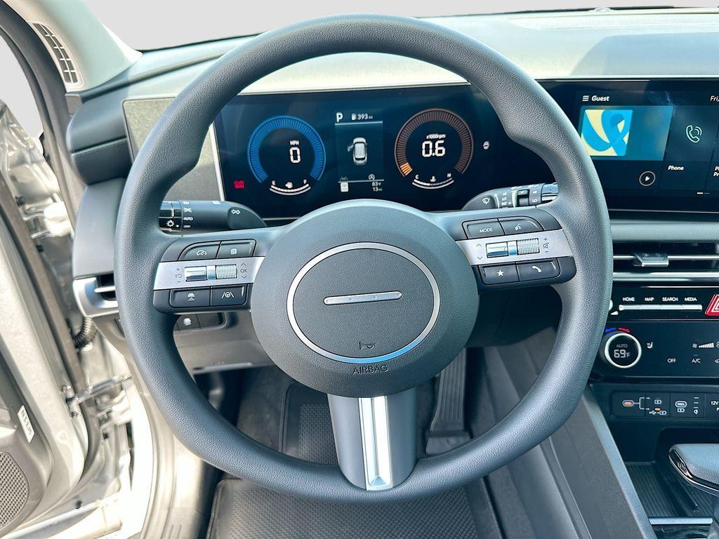new 2025 Hyundai Tucson car, priced at $32,042