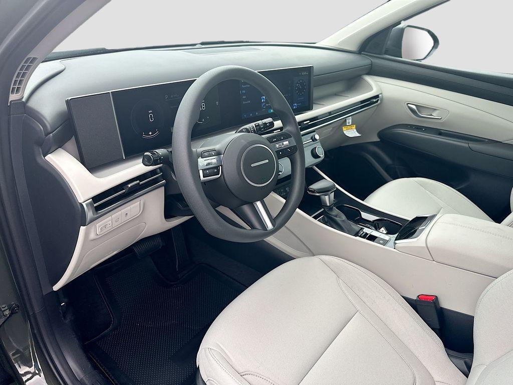 new 2025 Hyundai Tucson car, priced at $32,905