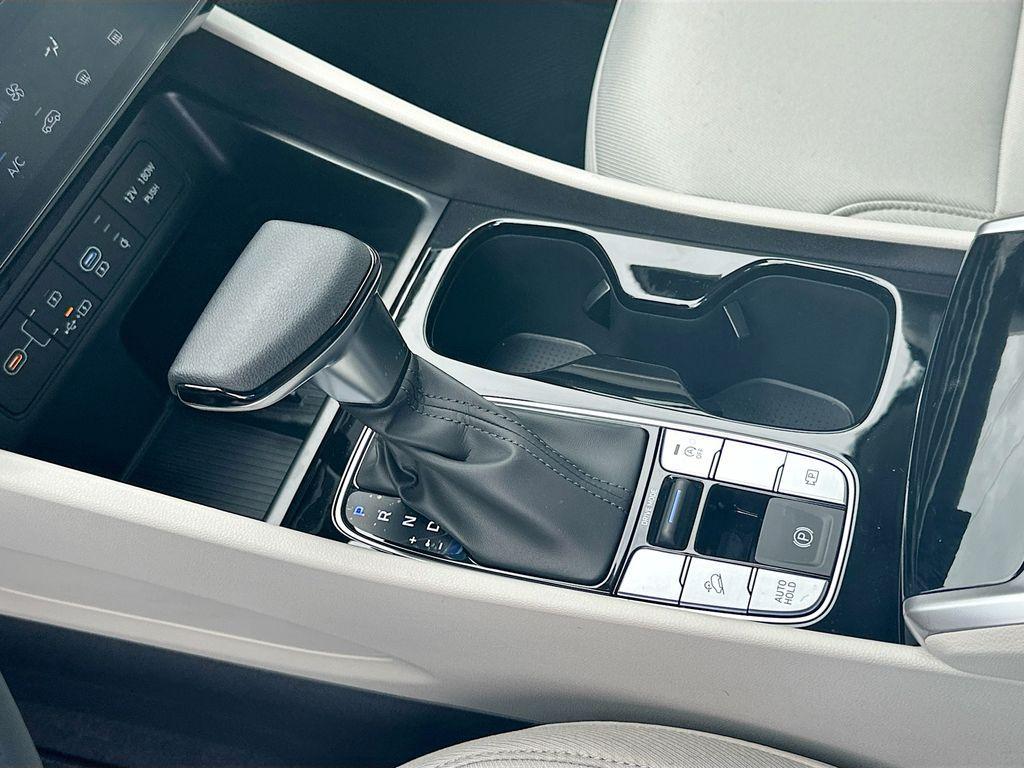 new 2025 Hyundai Tucson car, priced at $32,905