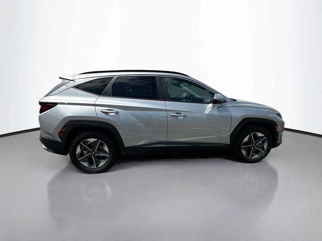 new 2025 Hyundai Tucson car, priced at $32,905