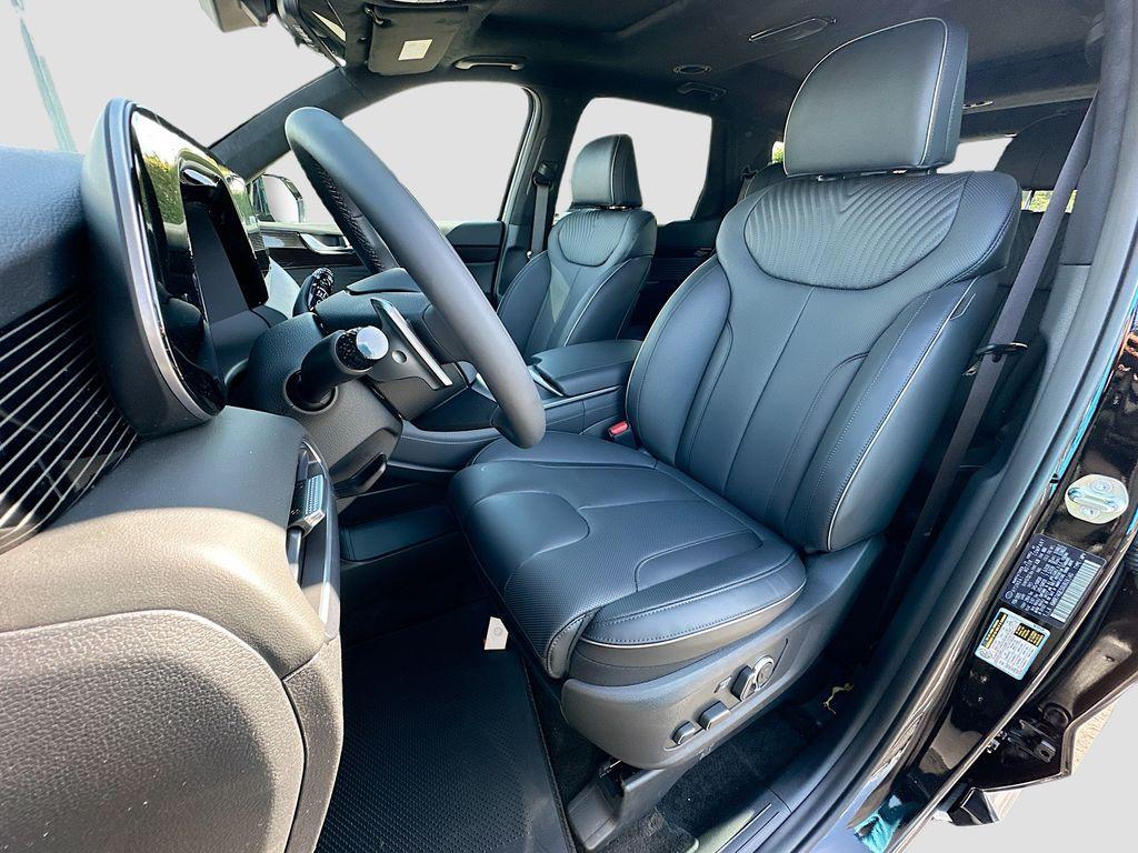 new 2025 Hyundai Palisade car, priced at $53,470