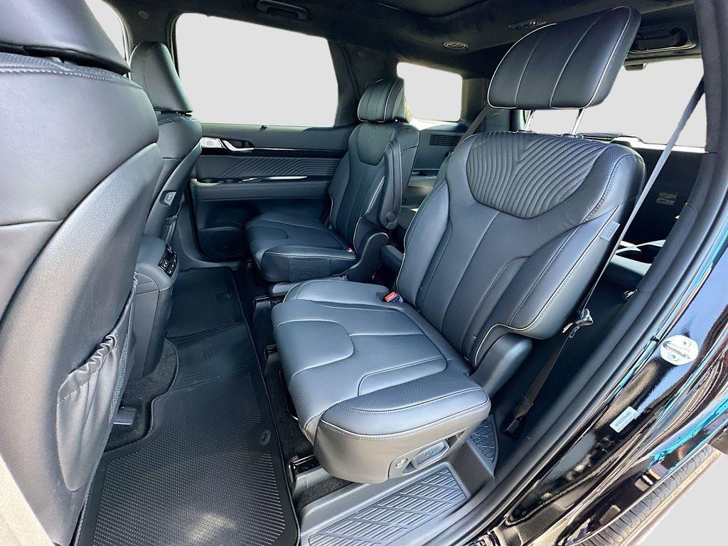 new 2025 Hyundai Palisade car, priced at $53,470