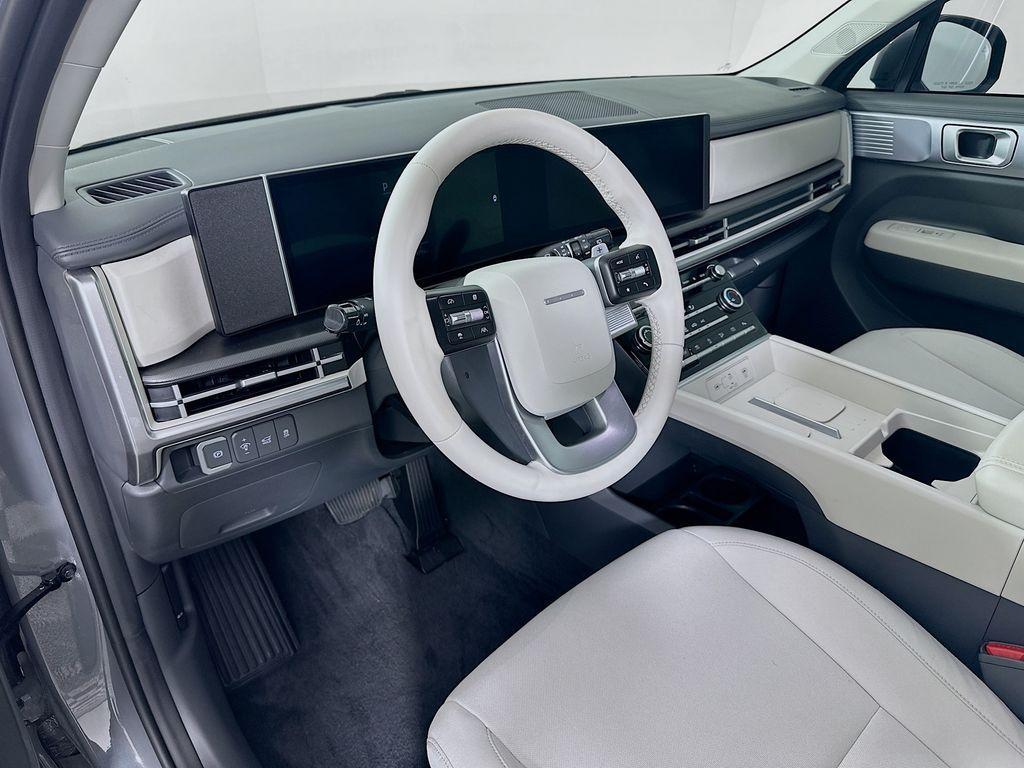 used 2024 Hyundai Santa Fe car, priced at $28,999