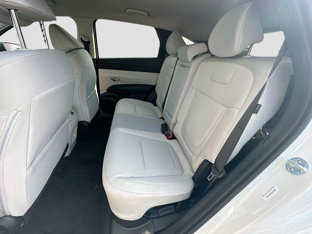 new 2025 Hyundai TUCSON Hybrid car, priced at $35,975