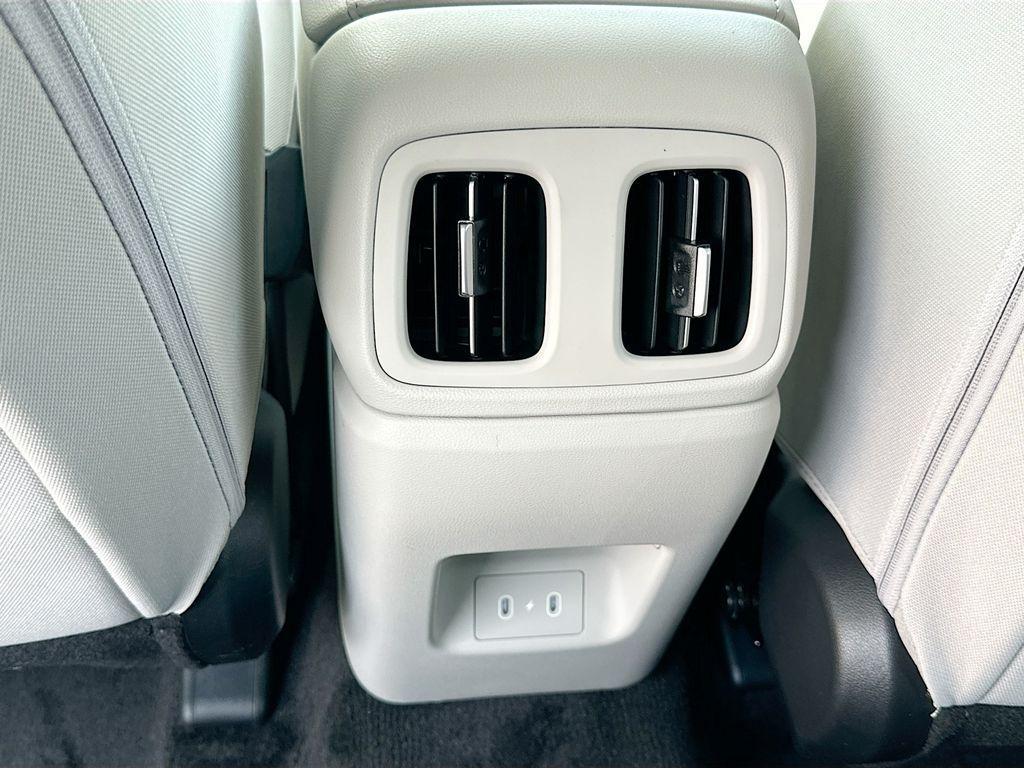 new 2025 Hyundai TUCSON Hybrid car, priced at $35,975
