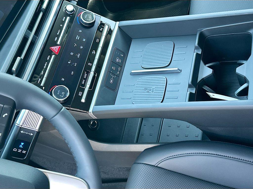new 2025 Hyundai Santa Fe car, priced at $39,045