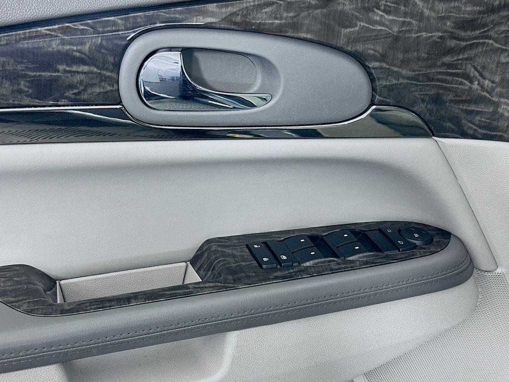 used 2014 Buick Enclave car, priced at $11,999