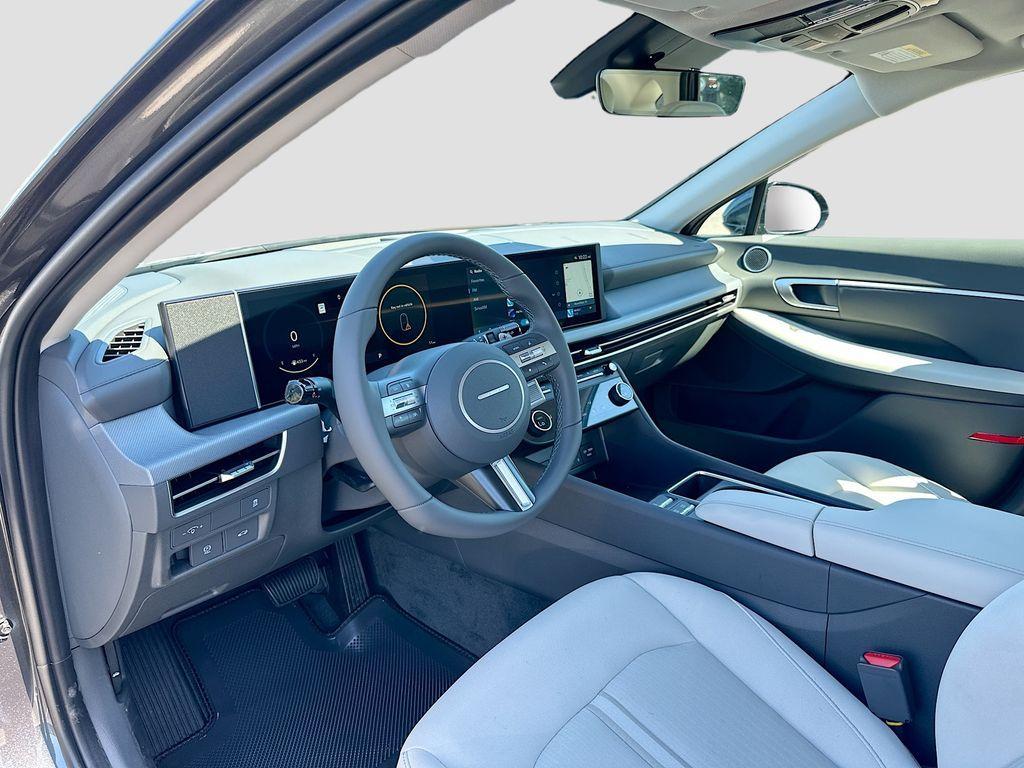 new 2025 Hyundai Sonata car, priced at $32,880