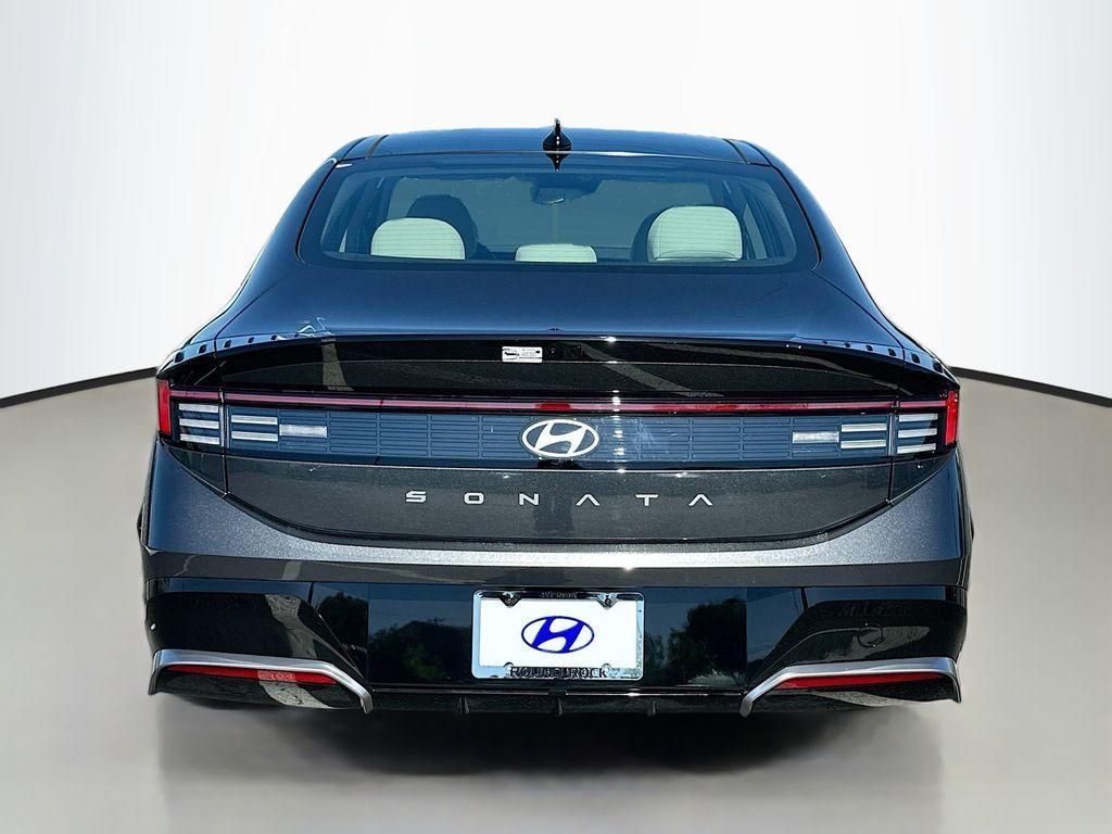 new 2025 Hyundai Sonata car, priced at $32,880