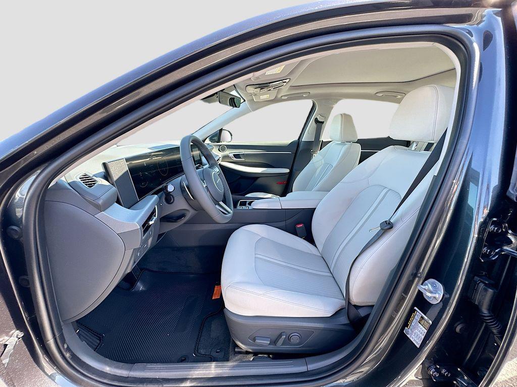 new 2025 Hyundai Sonata car, priced at $32,880