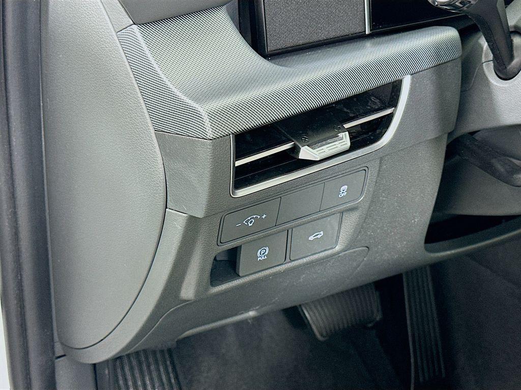 used 2024 Hyundai Sonata car, priced at $20,485