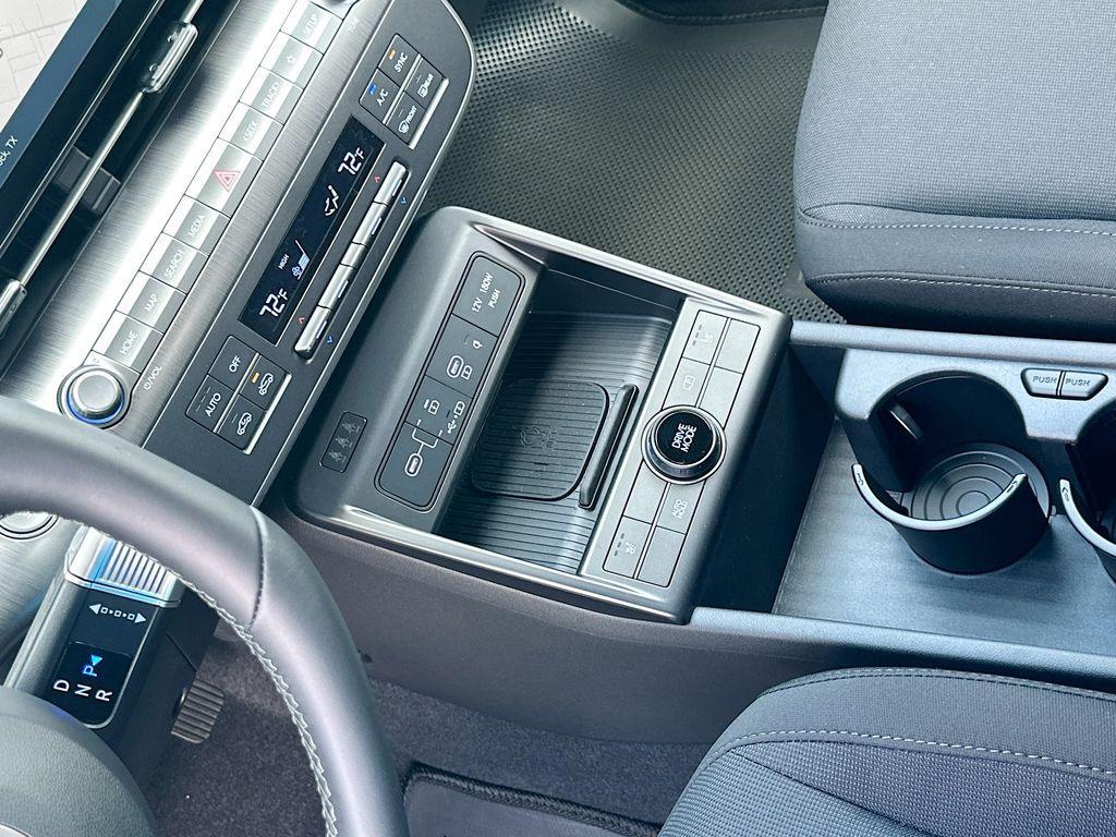 new 2025 Hyundai Kona car, priced at $30,070