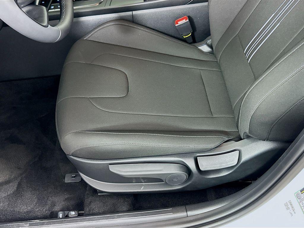 new 2025 Hyundai Elantra car, priced at $25,635