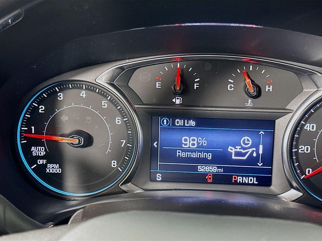 used 2024 Chevrolet Equinox car, priced at $19,000