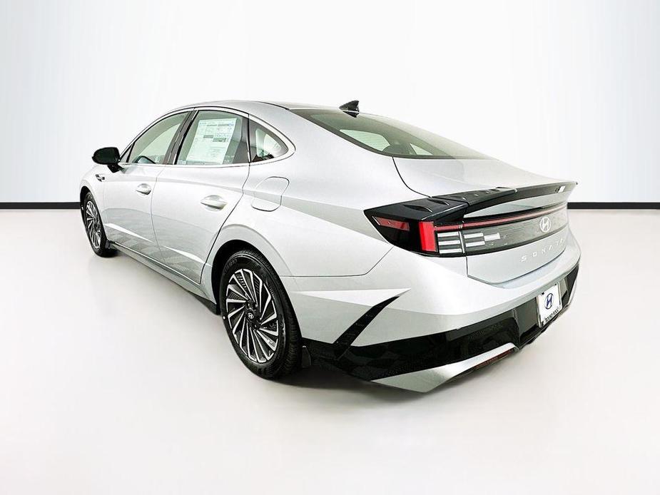 new 2024 Hyundai Sonata Hybrid car, priced at $32,505