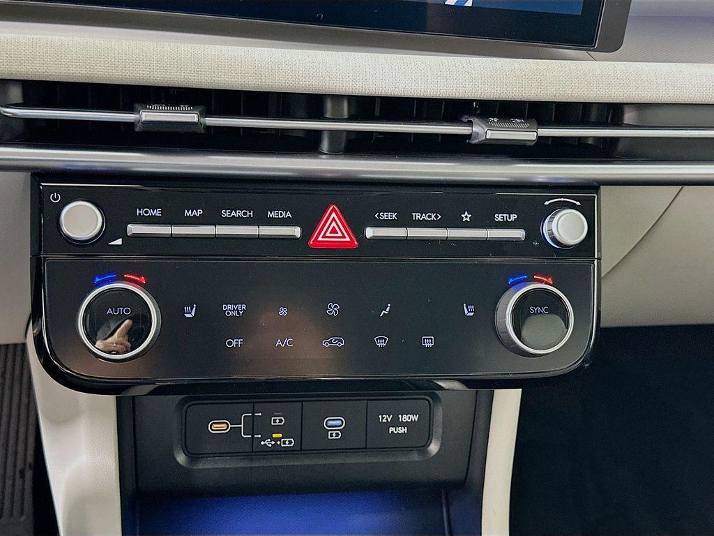 new 2025 Hyundai TUCSON Hybrid car, priced at $38,280