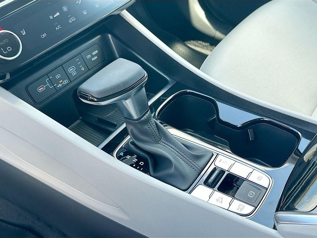 new 2025 Hyundai Tucson car, priced at $32,895