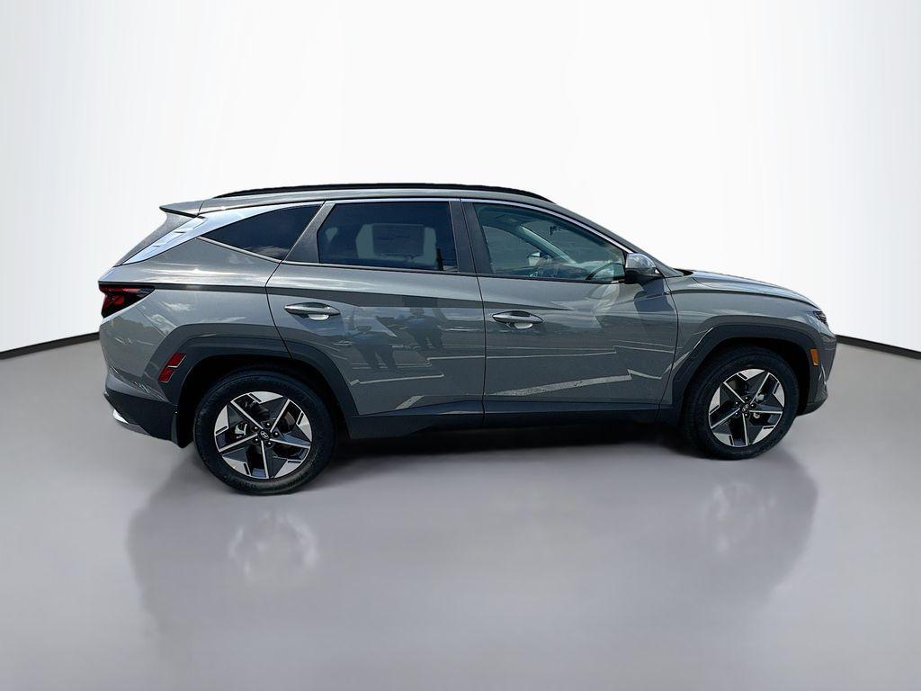 new 2025 Hyundai Tucson car, priced at $32,895