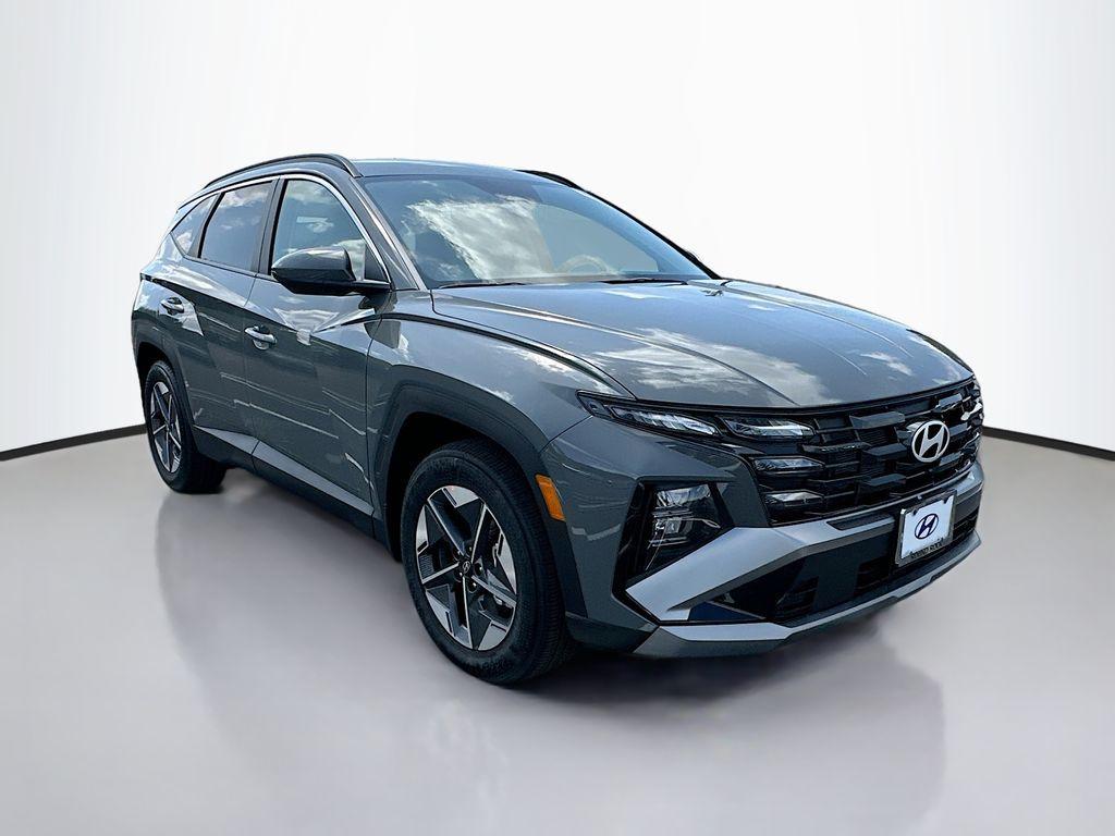 new 2025 Hyundai Tucson car, priced at $32,895