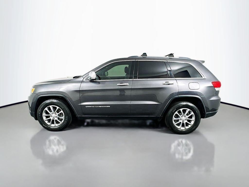 used 2016 Jeep Grand Cherokee car, priced at $15,500