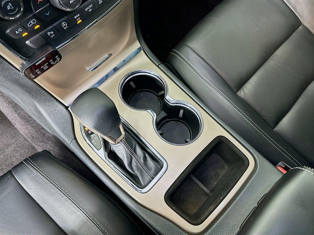 used 2016 Jeep Grand Cherokee car, priced at $15,500