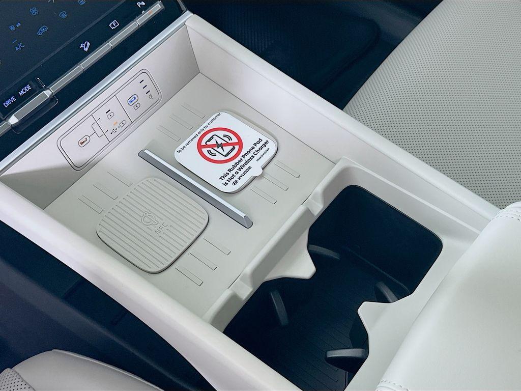 new 2025 Hyundai SANTA FE HEV car, priced at $40,014