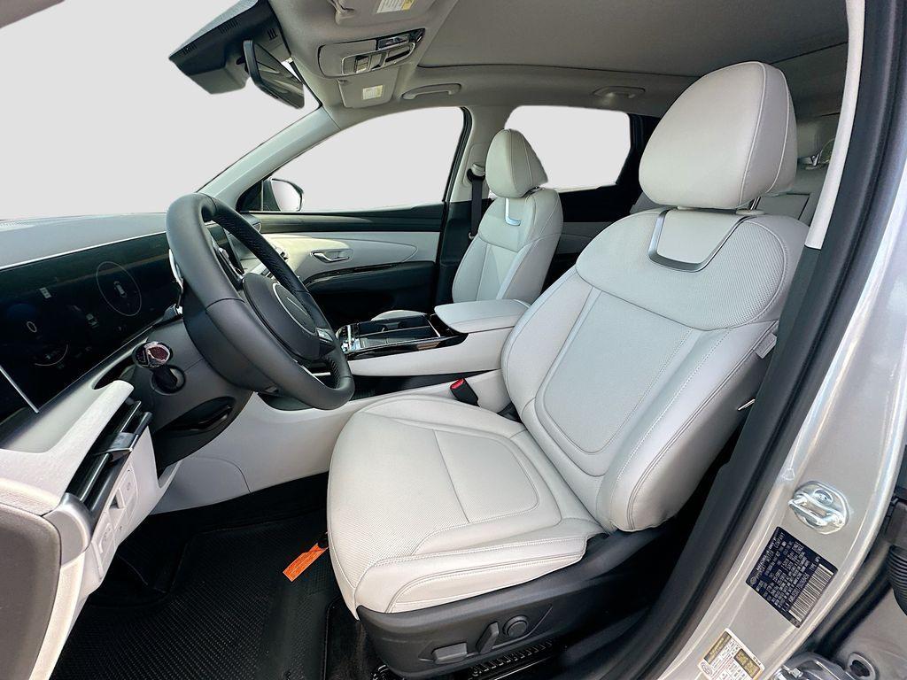 new 2025 Hyundai TUCSON Hybrid car, priced at $43,420