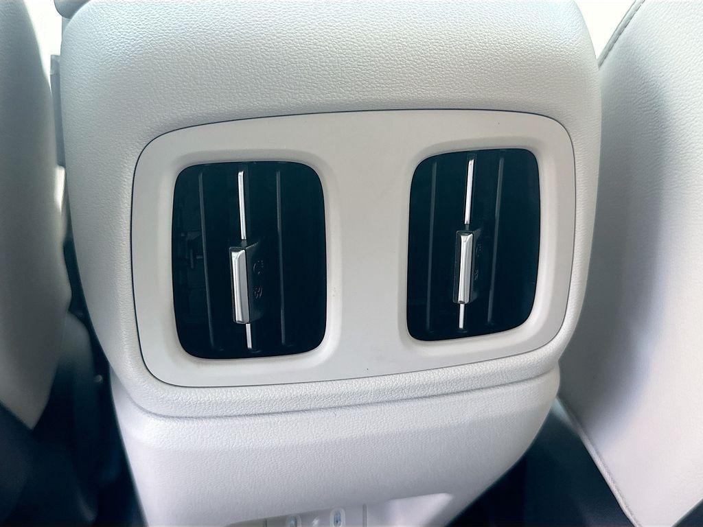 new 2025 Hyundai TUCSON Hybrid car, priced at $43,420