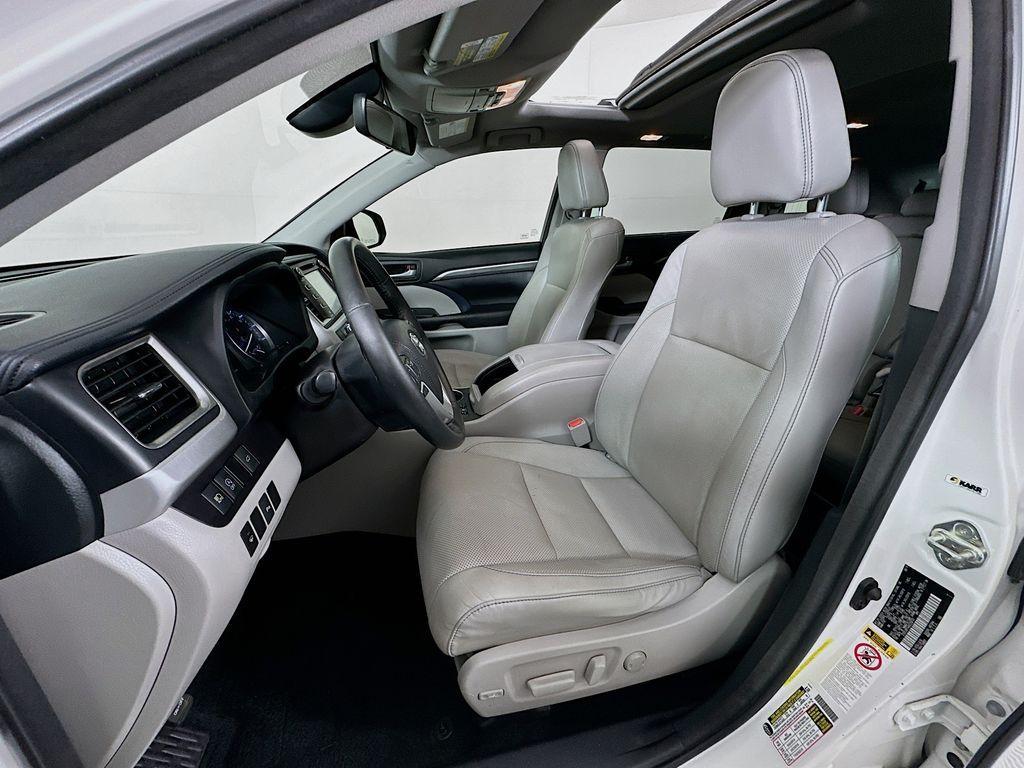 used 2017 Toyota Highlander car, priced at $18,700