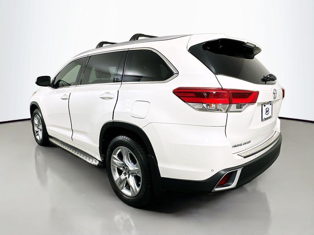 used 2017 Toyota Highlander car, priced at $18,700