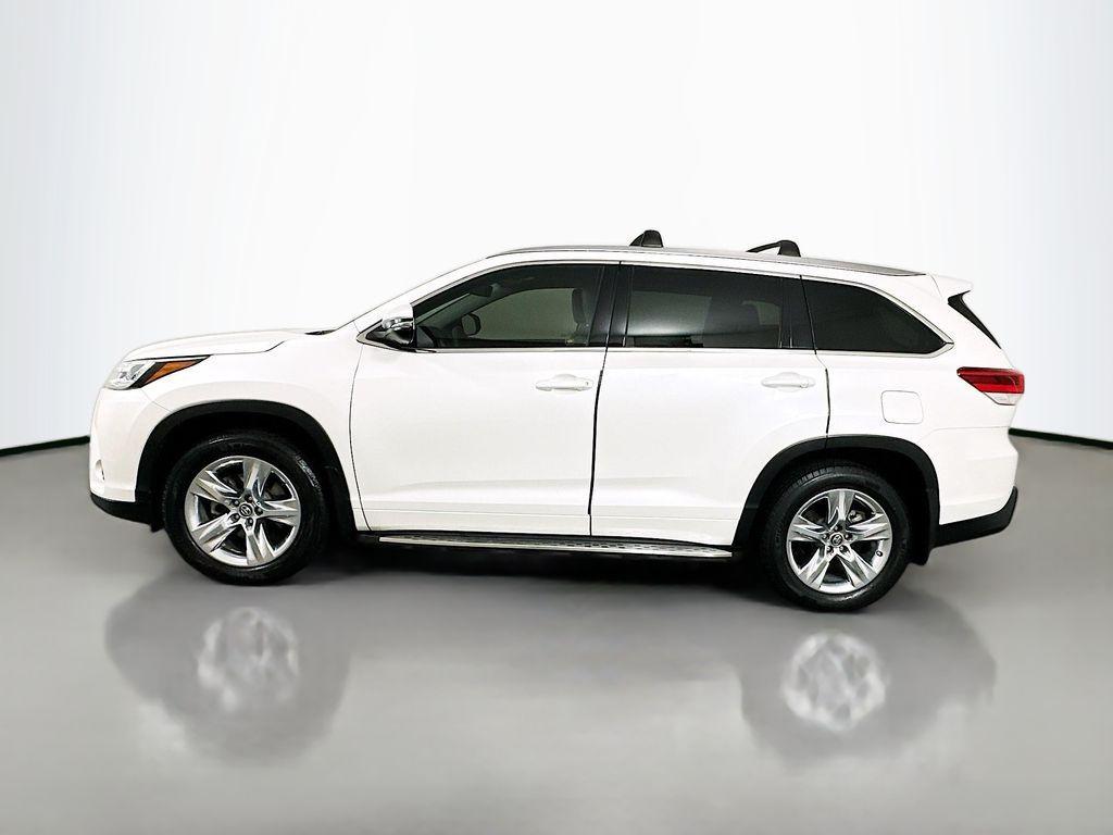 used 2017 Toyota Highlander car, priced at $18,700