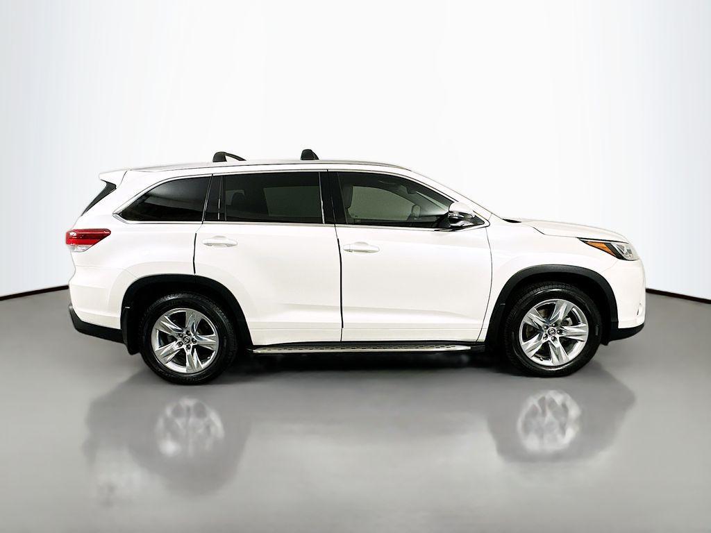 used 2017 Toyota Highlander car, priced at $18,700