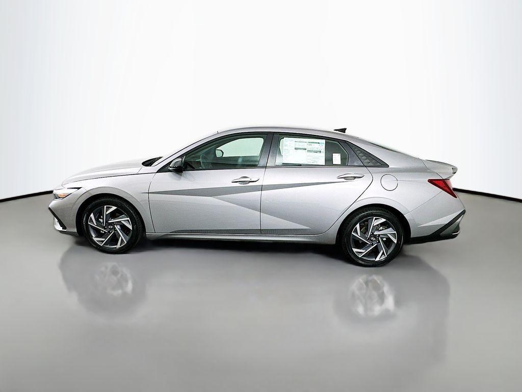 new 2025 Hyundai Elantra car, priced at $25,165