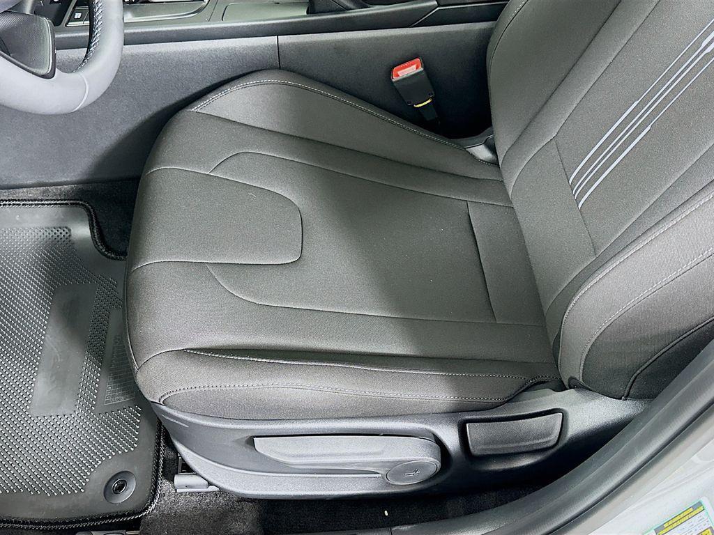 new 2025 Hyundai Elantra car, priced at $25,165