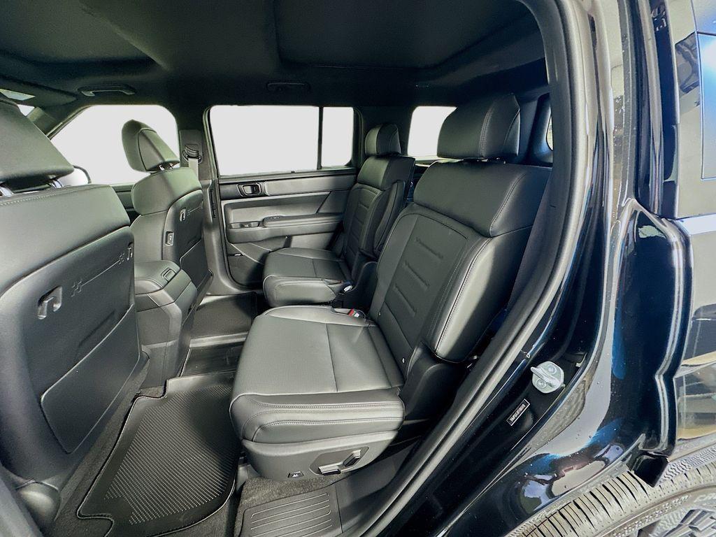 new 2026 Hyundai SANTA FE HEV car, priced at $52,595