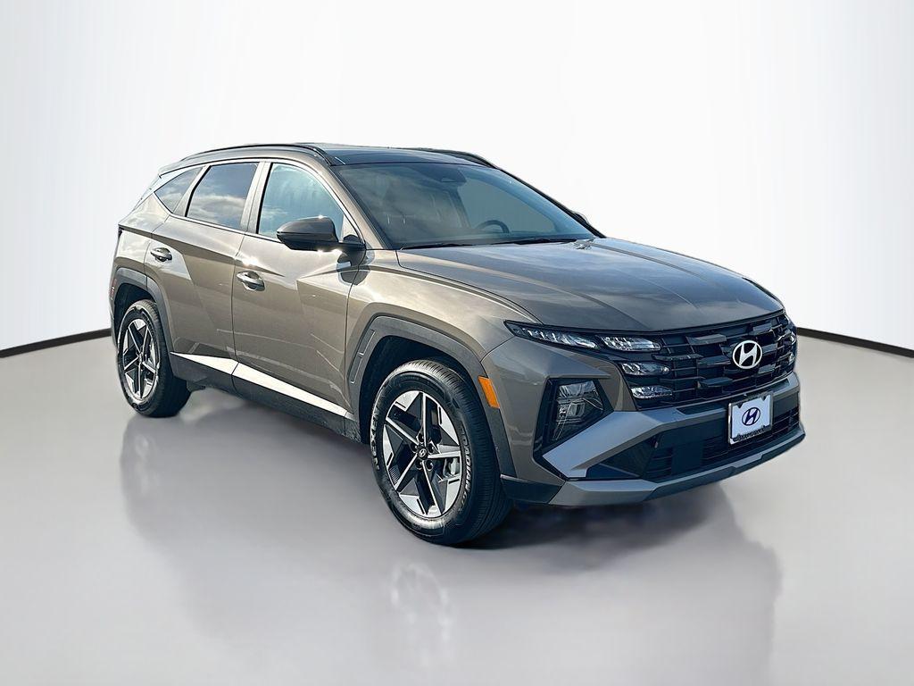 new 2025 Hyundai TUCSON Hybrid car, priced at $38,540