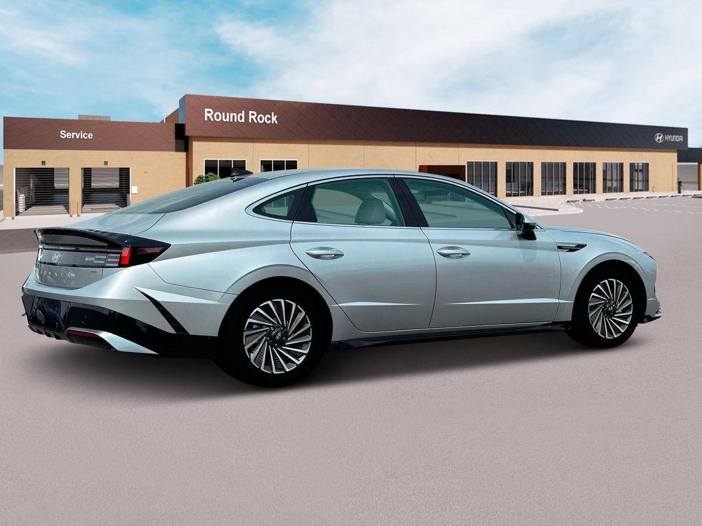 new 2025 Hyundai Sonata Hybrid car, priced at $32,700