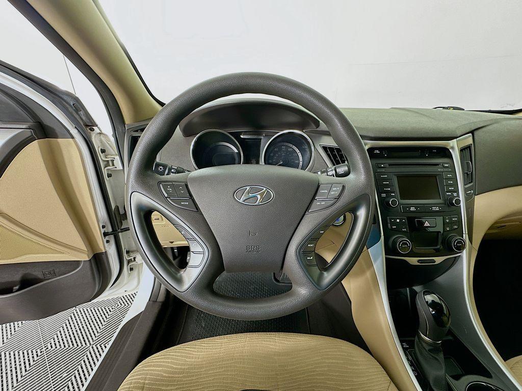 used 2015 Hyundai Sonata Hybrid car, priced at $9,999