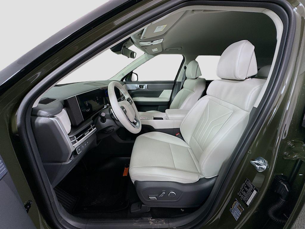 new 2025 Hyundai SANTA FE HEV car, priced at $40,199