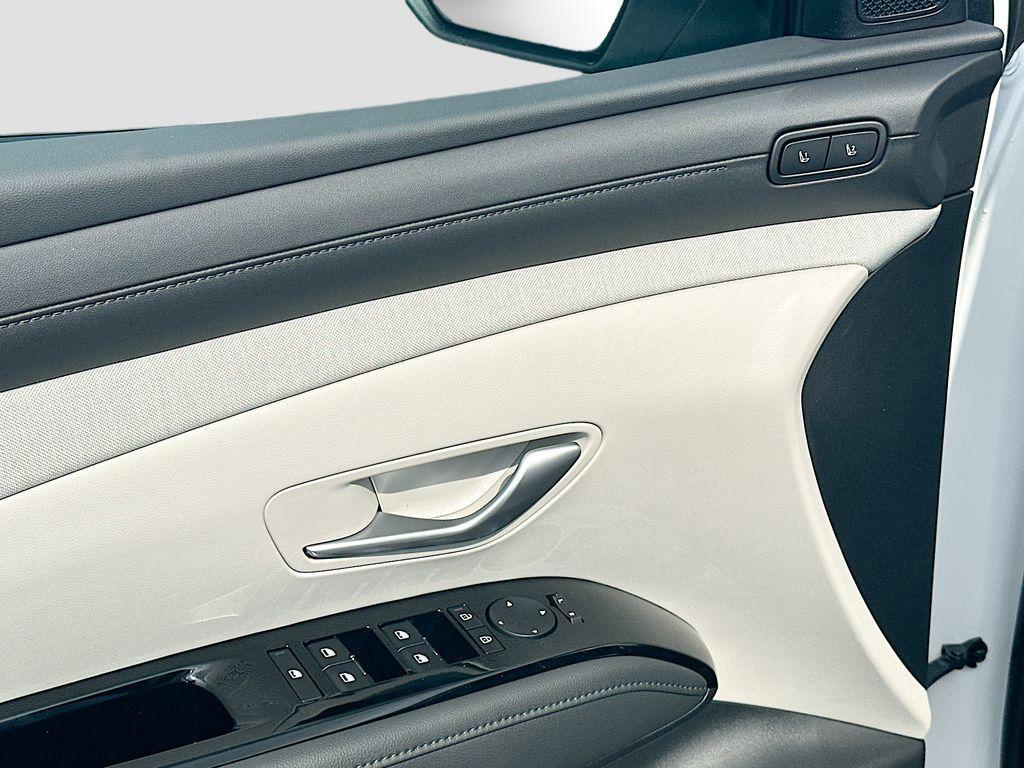 new 2025 Hyundai Tucson car, priced at $42,770