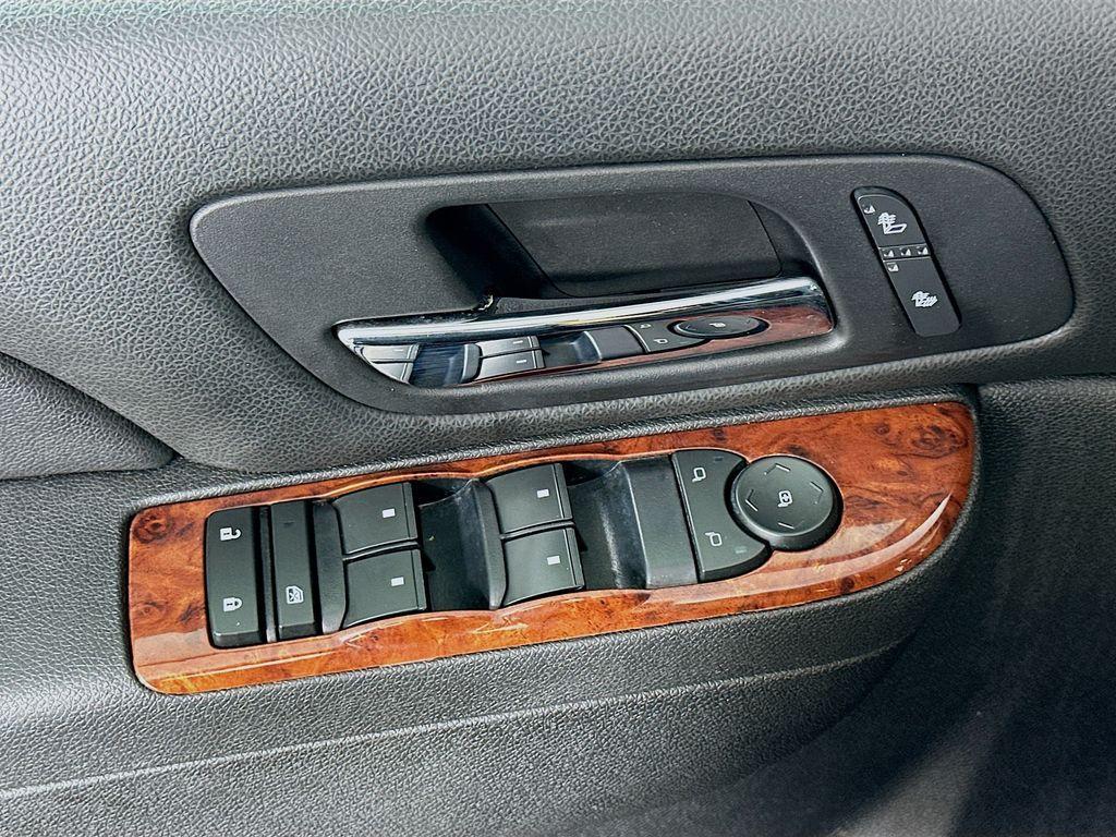 used 2014 GMC Yukon car, priced at $15,444