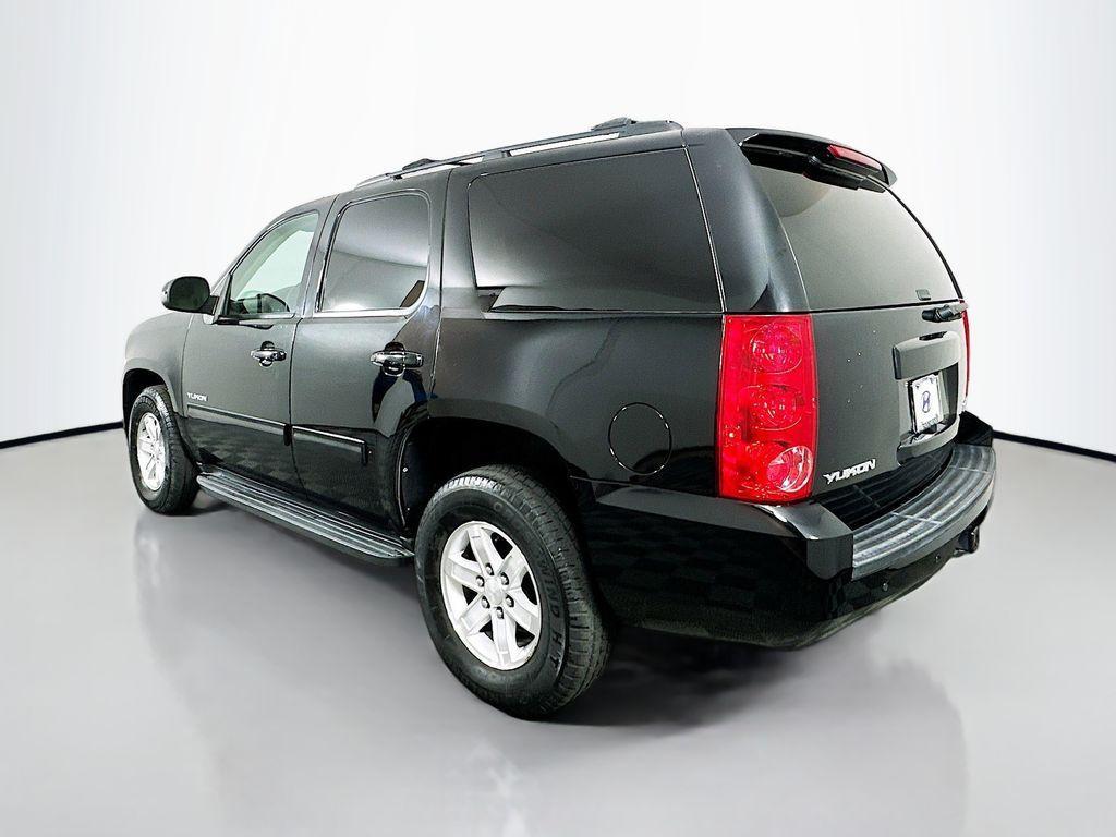used 2014 GMC Yukon car, priced at $15,444
