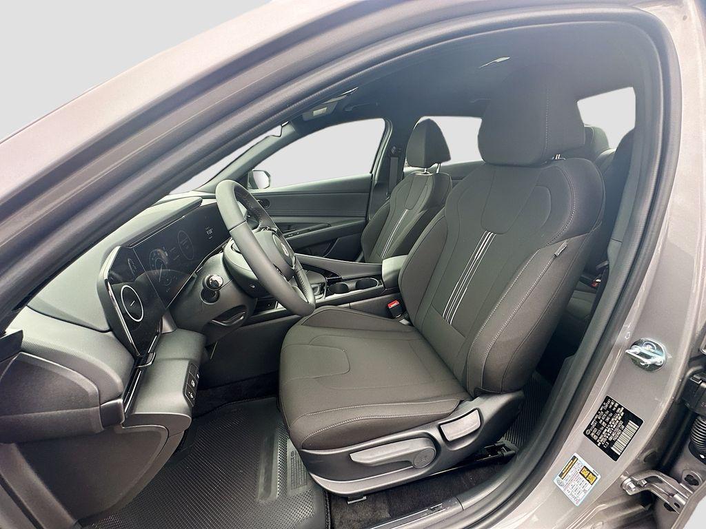 new 2025 Hyundai ELANTRA HEV car, priced at $29,185