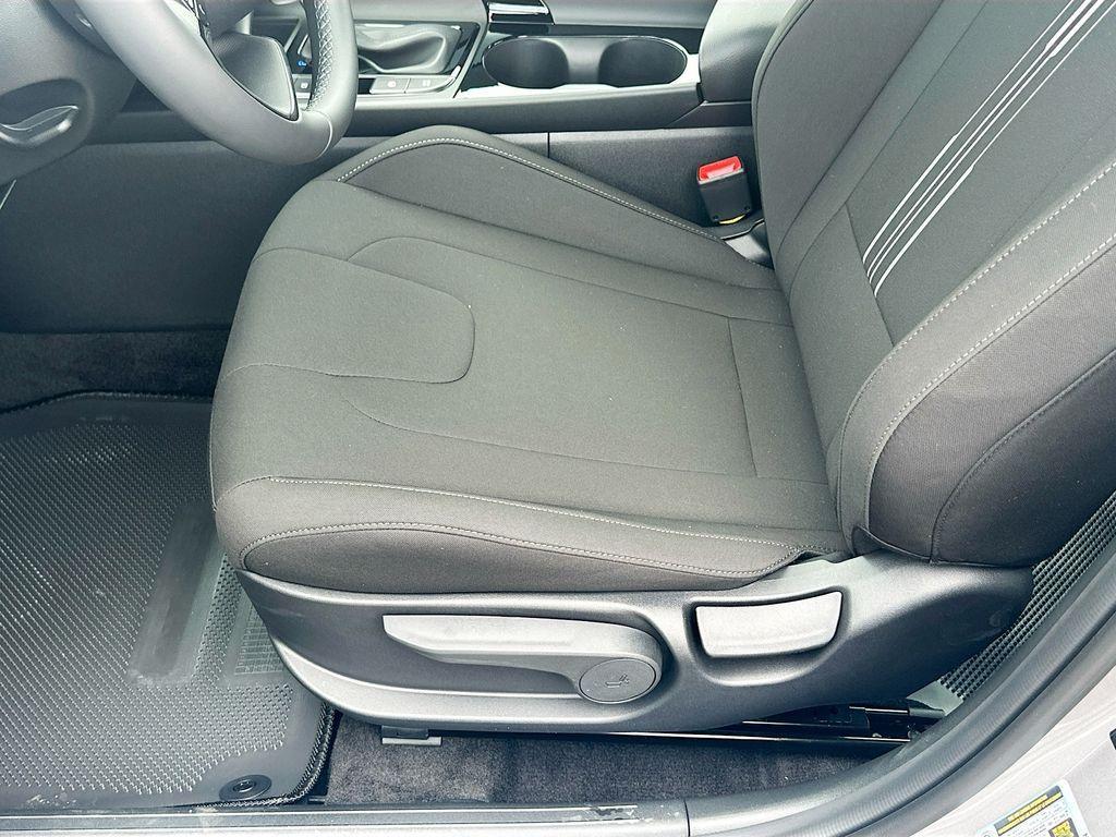 new 2025 Hyundai ELANTRA HEV car, priced at $29,185